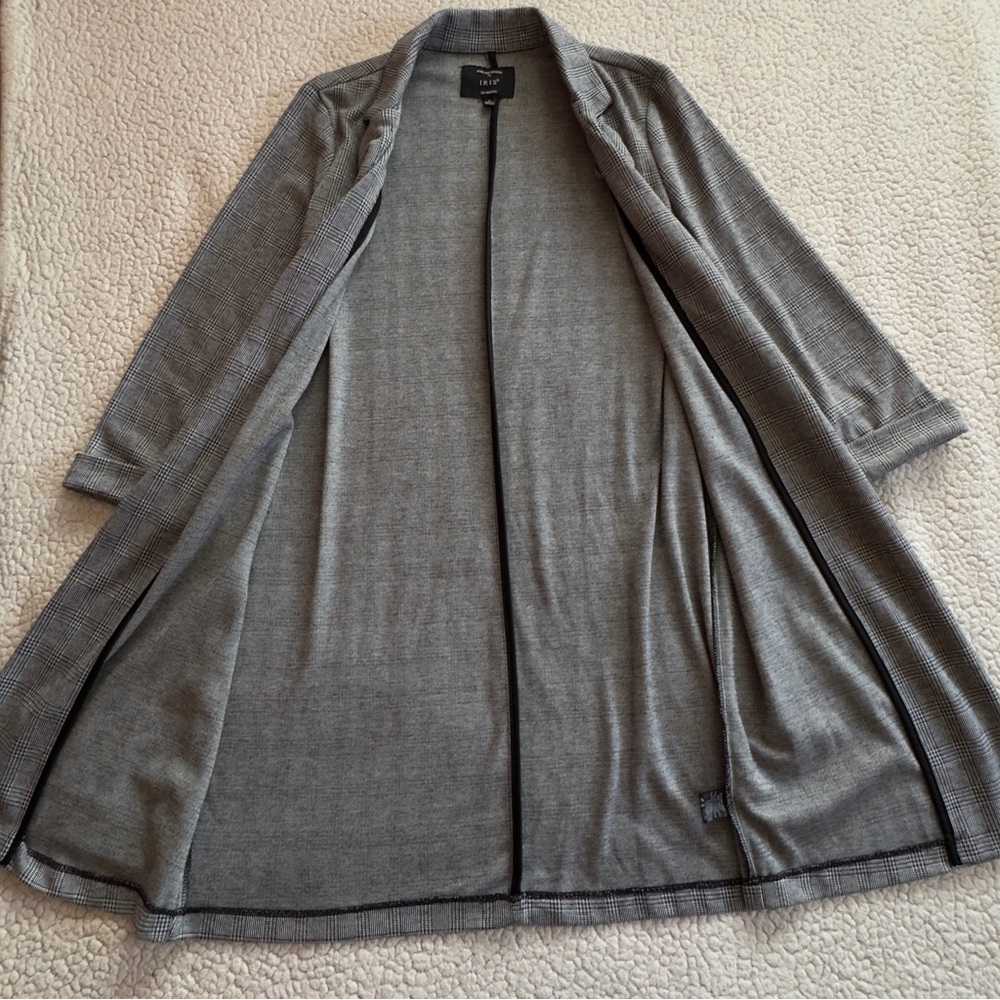 Iris Los Angeles Gray Plaid Longline Blazer Jacket Size M Open Front Career Chic - Picture 7 of 9